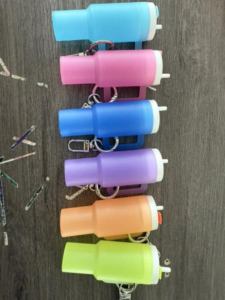 100pcs Glow in Dark Stanley Keychain Chapstick Holder 30oz 40oz Keyring Tumblers Tumbler Accessories_CNPNY