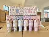 🌸🌸40oz Love Shack Fancy Collab🎀🎀Stanleys Quencher Tumbler with gift box _CNPNY